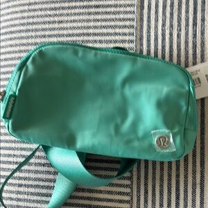 lululemon everywhere belt Bag NWT